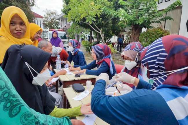 Car Free Day bersama Puskesmas Jambukulon